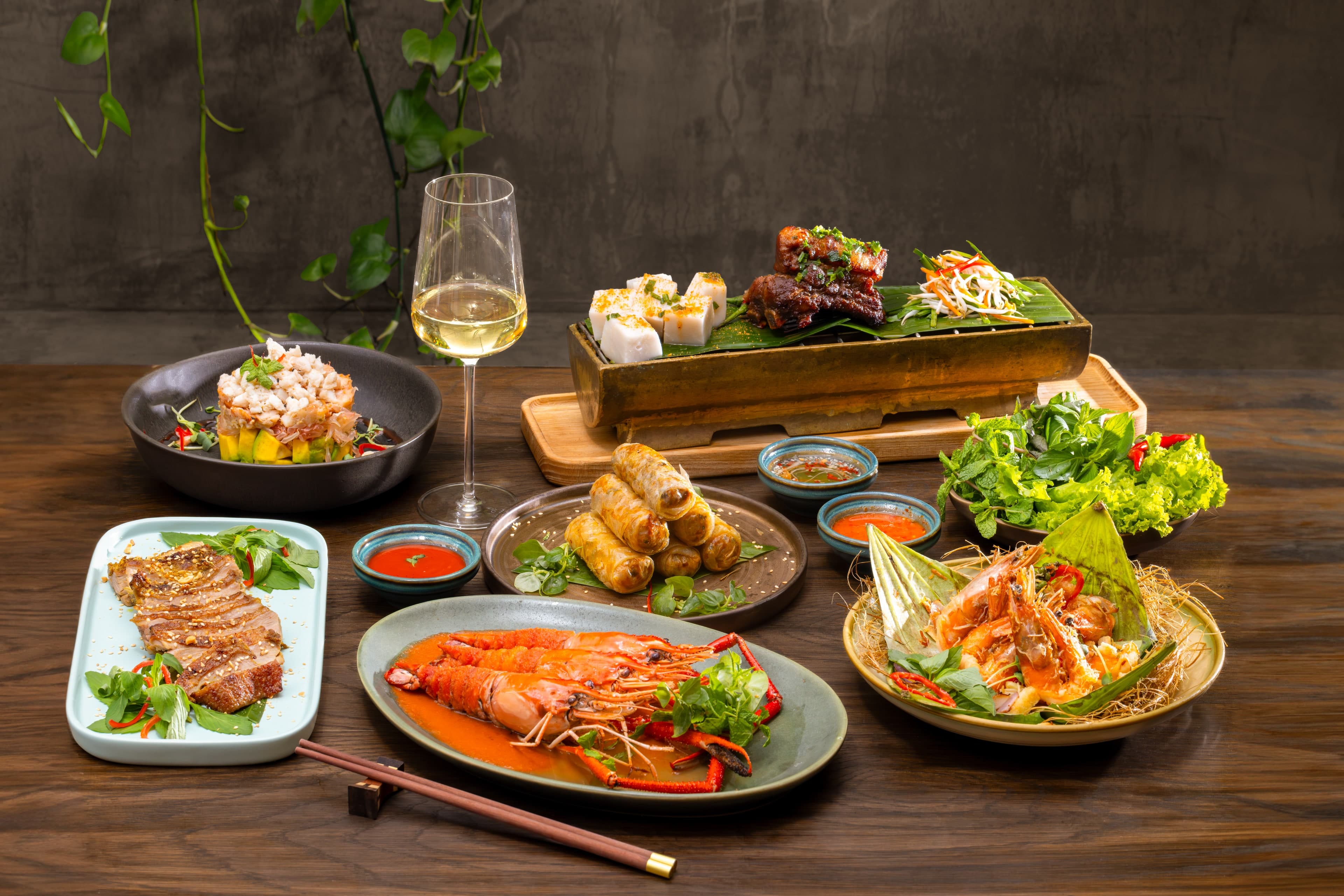 F&B's Ultimate Edge: Why Awards are Make-or-Break for Restaurants & Bars