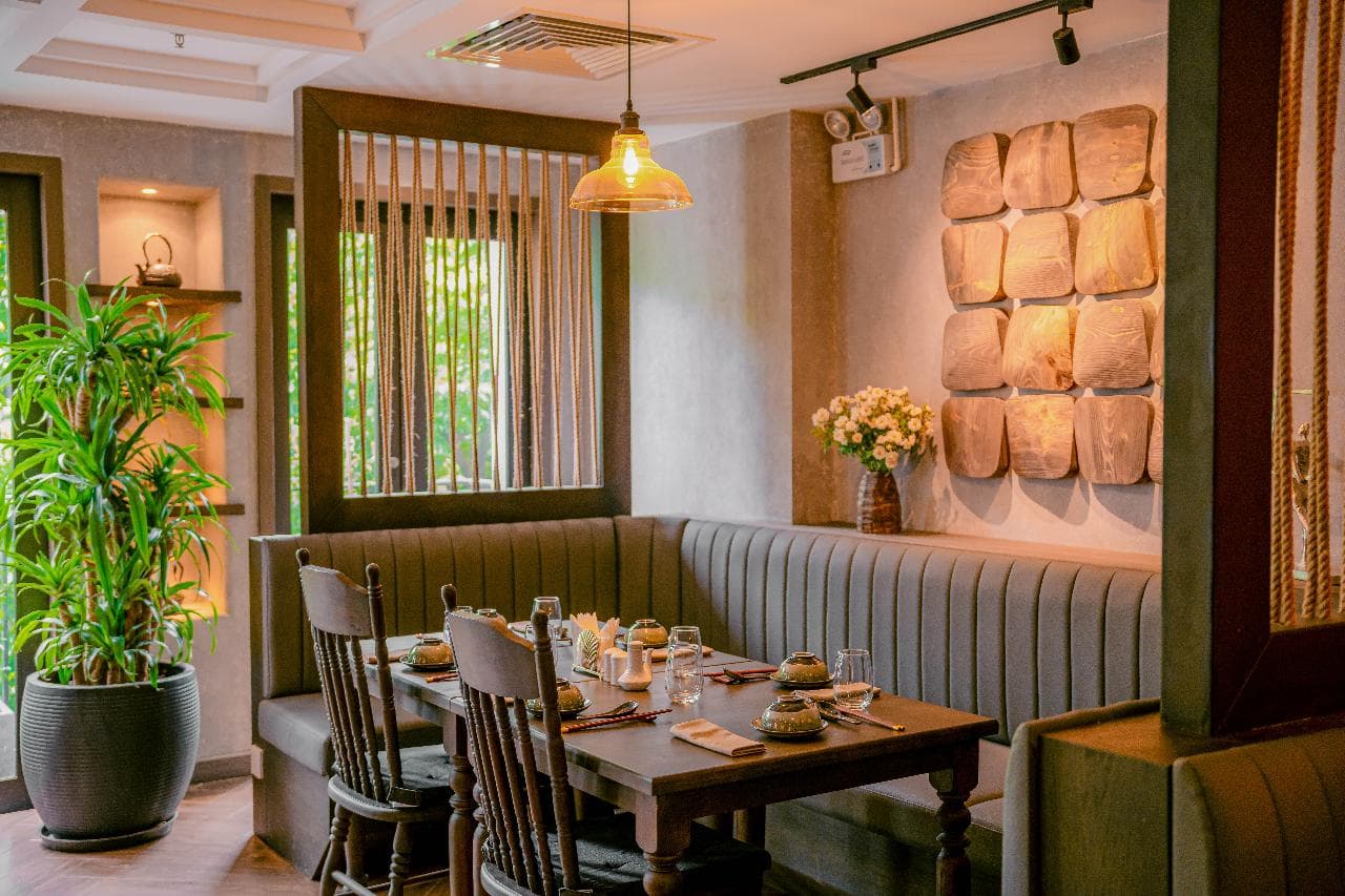 MAMMOM - VIETNAMESE CUISINE