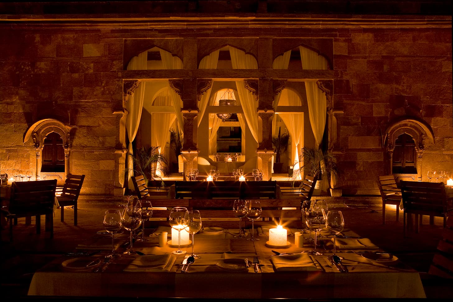 The Birth of Service Etiquette: Hospitality’s Golden Brushstroke in the Renaissance